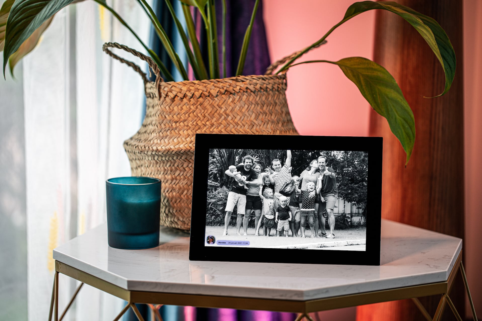 WiFi Digitaler Bilderrahmen Geschenk für Großeltern - Bilderrahmen wlan frameo app